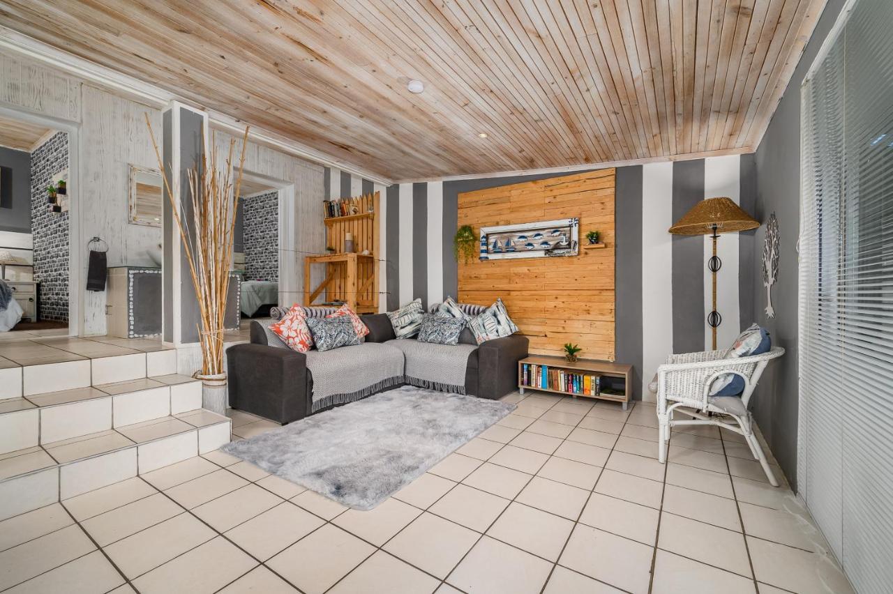 포트엘리자베스 302 On Old Sea View Road Chelsea 아파트 외부 사진