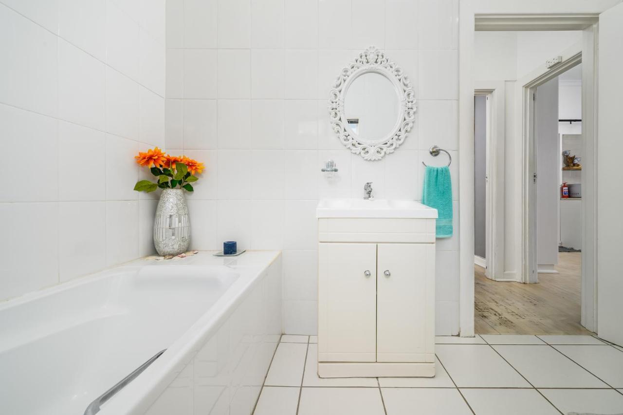 포트엘리자베스 302 On Old Sea View Road Chelsea 아파트 외부 사진